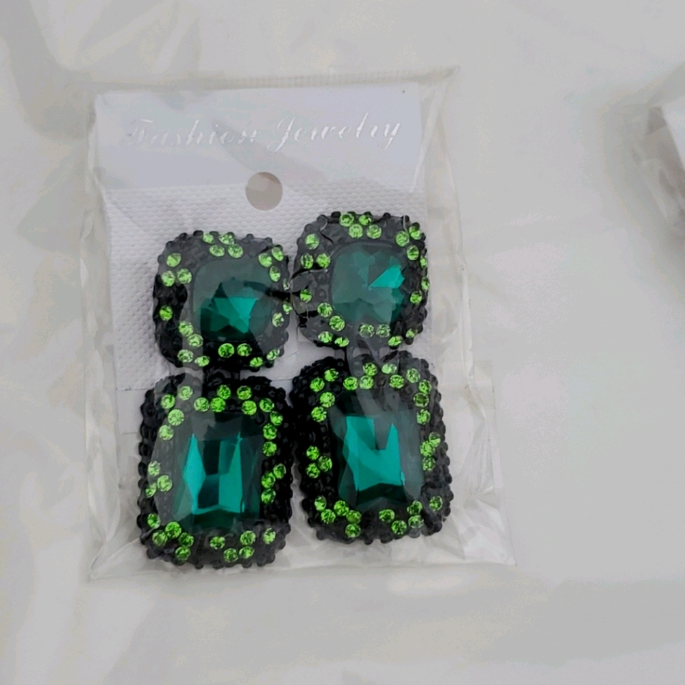 Fashionable Earring